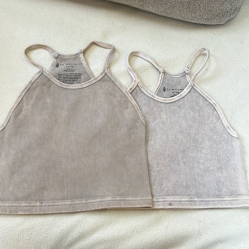 NEW 3 vintage light blue colors !!🌺Free people happiness run crop - Picture 7 of 17